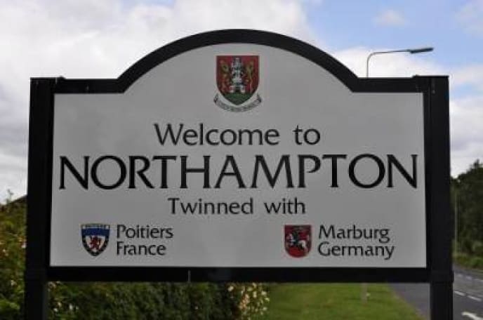 northamptonshiresign moss roof cleaning near me